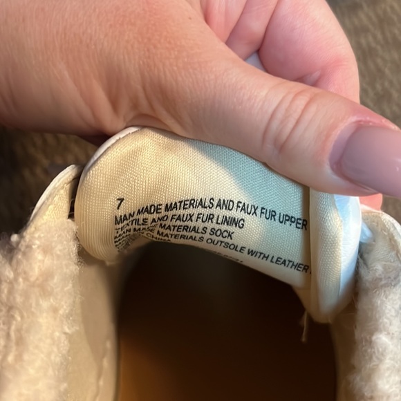 White sneakers - Picture 6 of 6